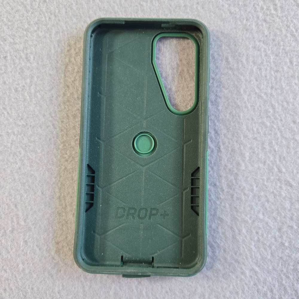 OtterBox Commuter Case Samsung Galaxy S24 Green Rugged Protection